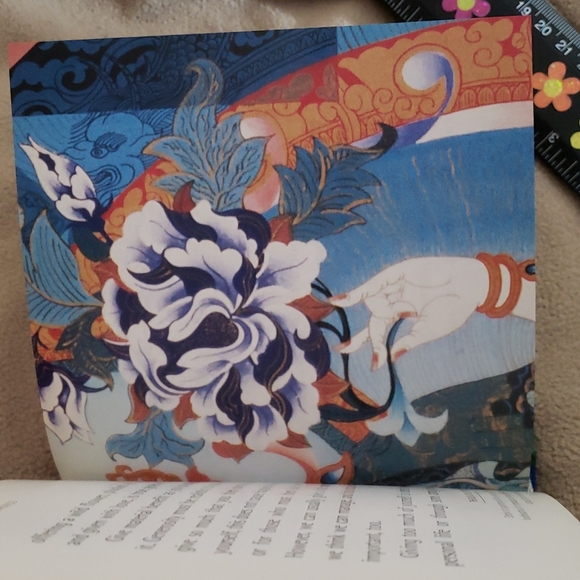 COPY - A Gift of Happiness book - Picture 5 of 7